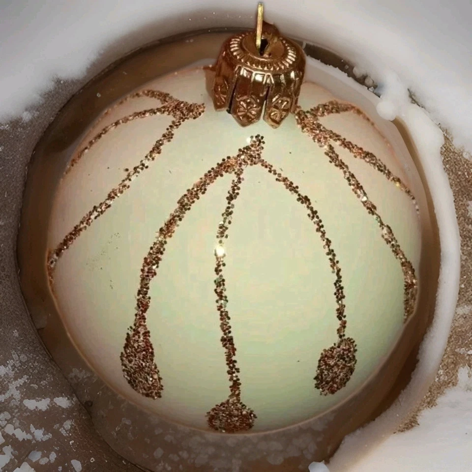 LOTTO DI NATALE COLORE ARGENTO 75 PEZZI DI PALLINE ADDOBBI DECORAZIONI X ALBERO - Immagine 3 di 4