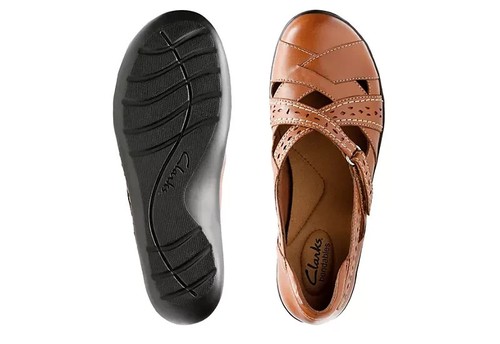 CLARKS Women's Ashland Spin Q Slip-on Loafer, Tan, Size 8.5-M (1164) NEW - Picture 3 of 10