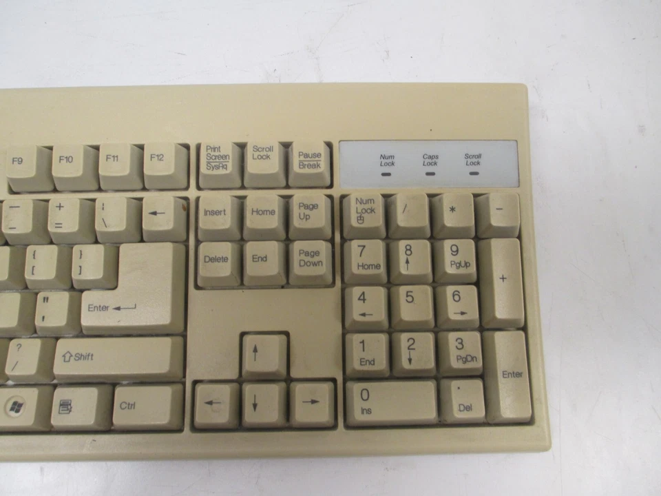Vintage Chicony KB-2961 Wired PS/2 Keyboard Beige - Image 4 of 4
