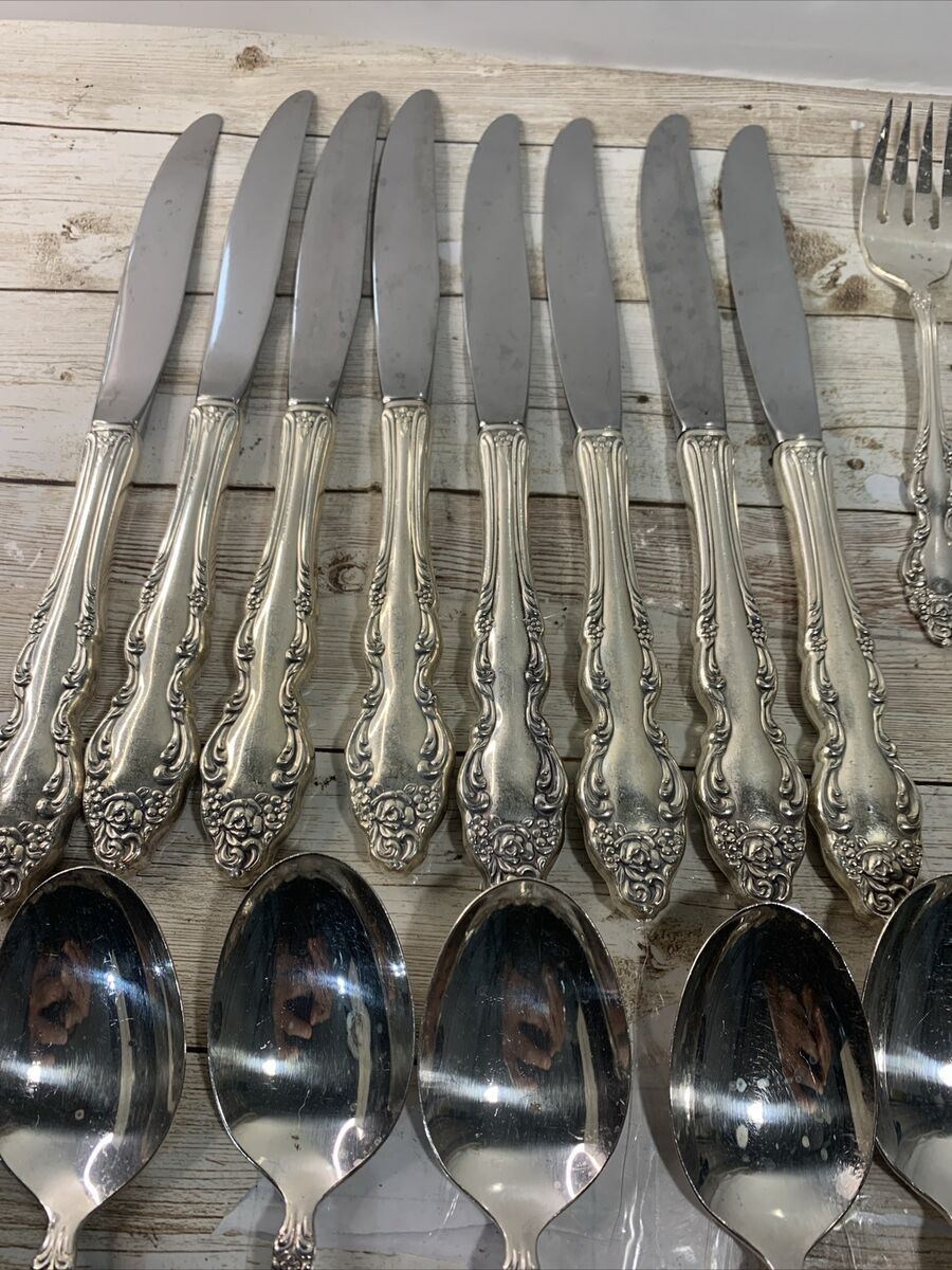 1881 Rogers Oneida Silver Plated Baroque Rose Pattern 55 Pc 1881 Rogers Oneida Silver Plated Baroque Rose Pattern 55 Pc