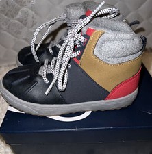 OshKosh B'gosh Duck Boots Toddler 9 Navy Red Wistman Lace Up Read Description