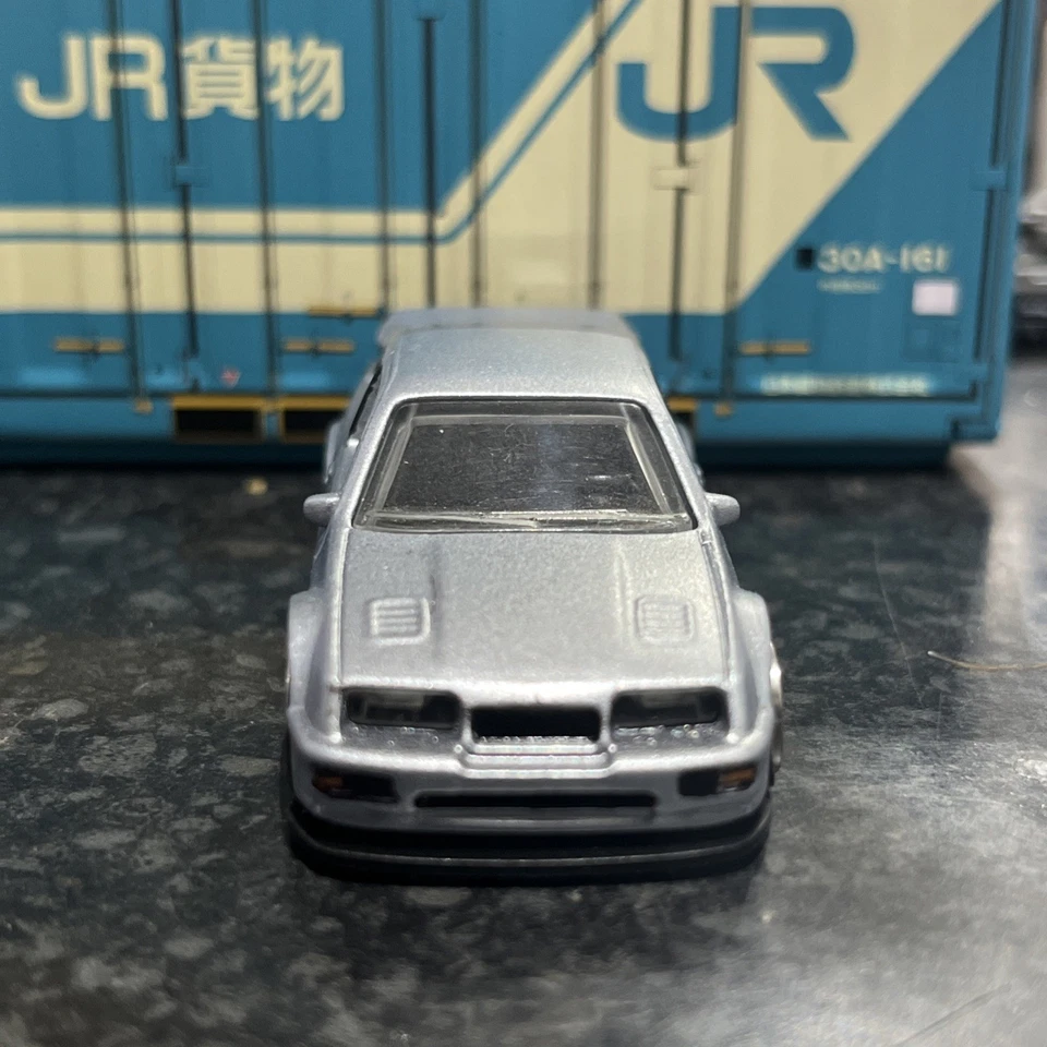Ford Sierra RS500 Cosworth Custom Hot Wheels con pilotos reales  Foto 3 de 4