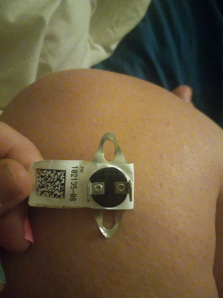 Interruptor de implantação Lenox - Imagem 2 de 4