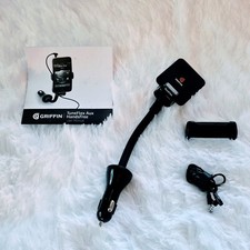 GRIFFIN TuneFlex AUX Car Charger 4 iPod Nano 2nd Gen  Free iPod touch Fast Clip