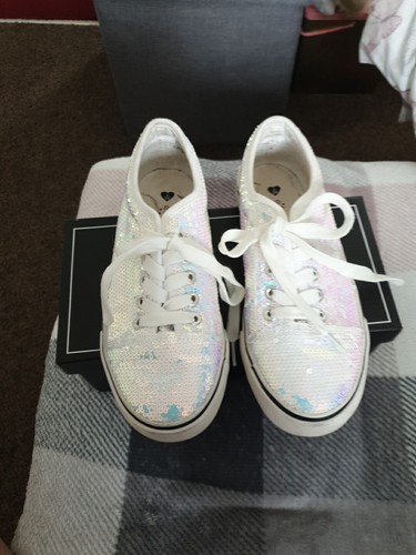 Girls White Lace-up Glitter Trainers - Size 2