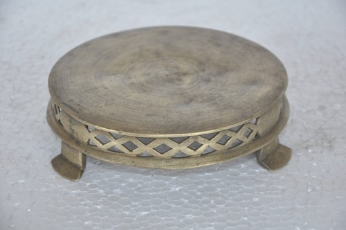 Vintage Brass Handcrafted Cut Work Round Idol Stand, Nice Patina
