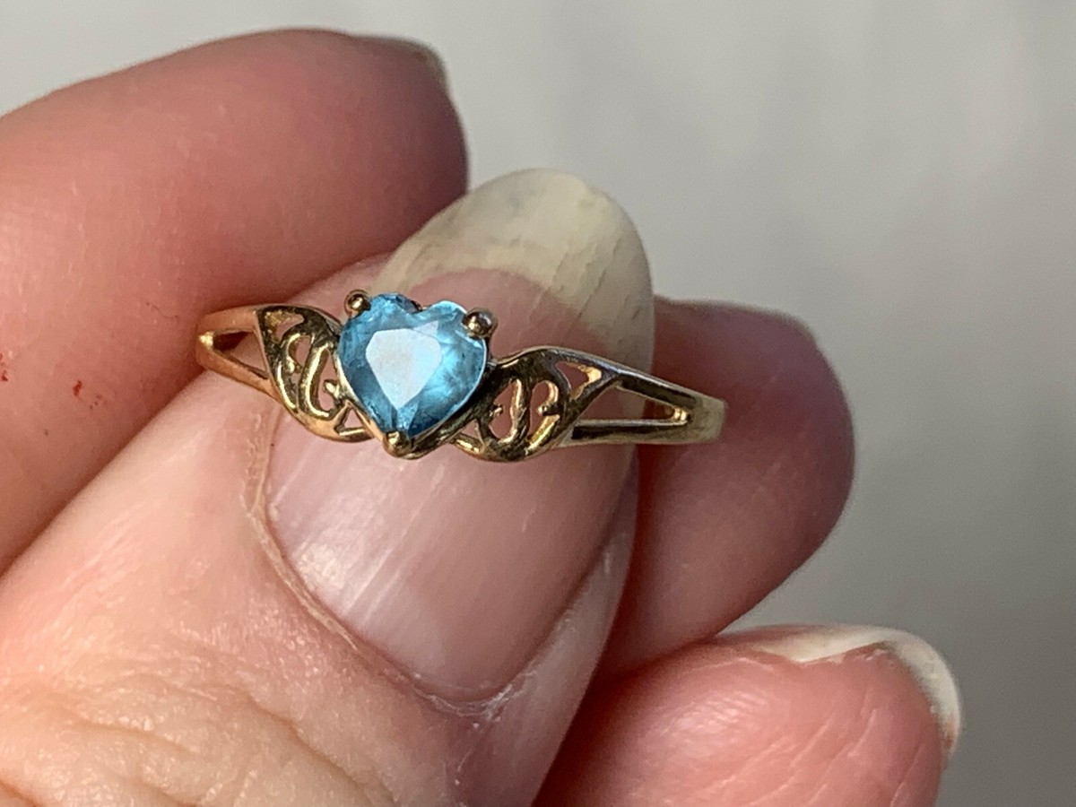 10K Yellow Gold Baby Blue Stone Heart Ring 1.22g Jewelry Sz 10K Yellow Gold Baby Blue Stone Heart Ring 1.22g Jewelry Sz