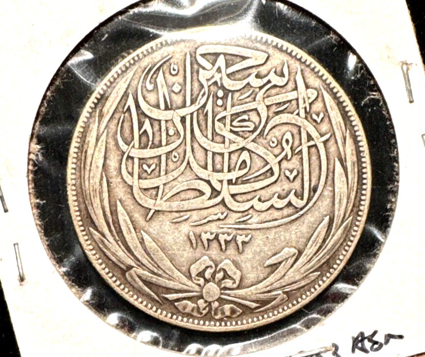 Foto 2 di 2