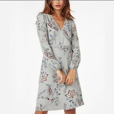 JustFab Womens Small Wrap Dress with tie, Blue/Grey Floral Midi Feminine NWT