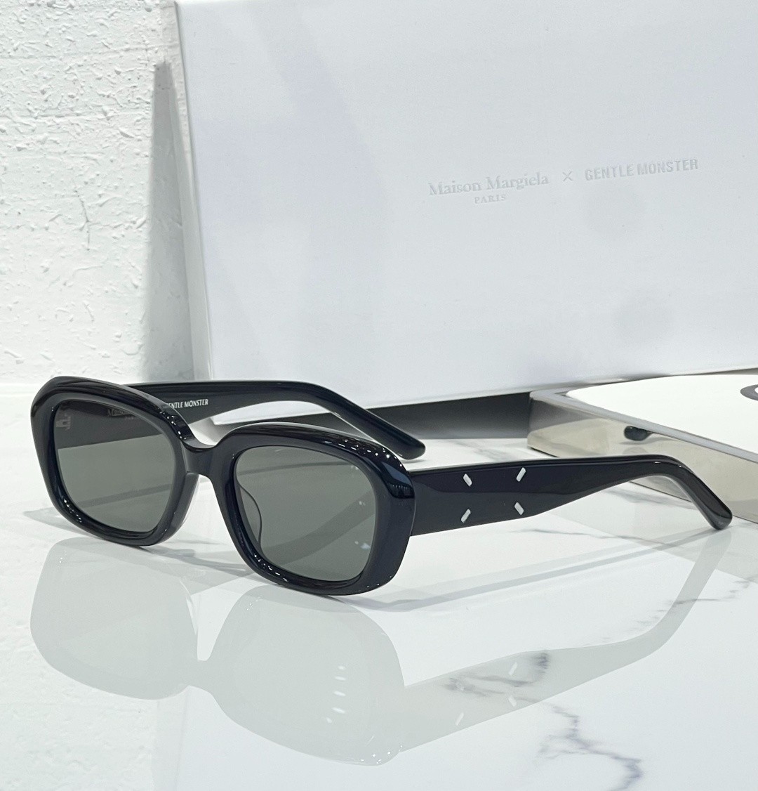ジェントルモンスター　マルジェラ Maison Margiela MM207 Gentle Monster - Maison Margiela - MM207 01 | HBX