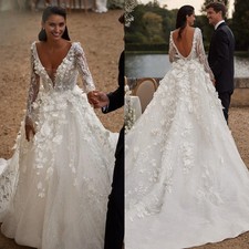 Elegant A-Line Wedding Dresses V-Neck Long Sleeves Lace 3D Flowers Bridal Gowns