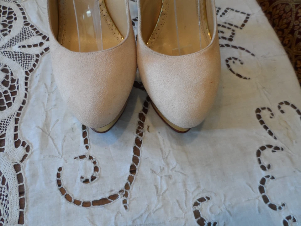 Nuevo Charlotte Olympia Dolly Suave Rubor Gamuza Eslinga Tacón Trasero Zapatos de salón Talla 39M Foto 4 de 4