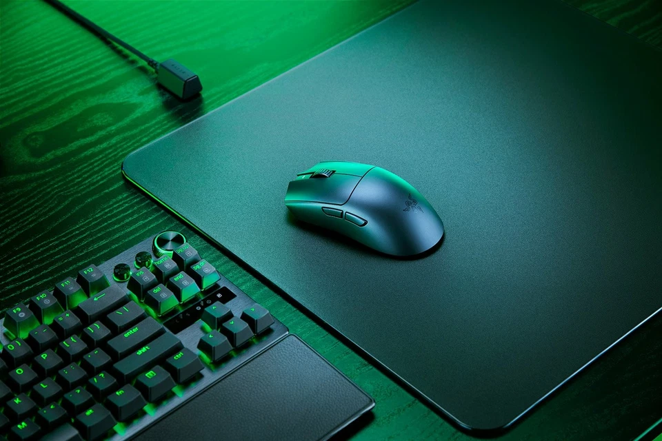 D Razer Viper V3 Pro Gaming Maus RF Wireless USB Type-C Optisch 35000 DPI 54g 95 - Bild 3 von 4