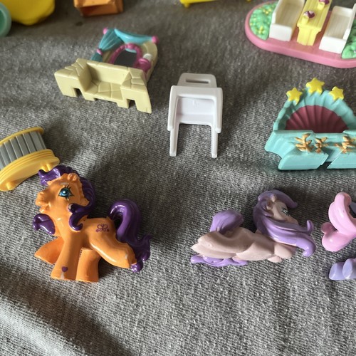 Lot of 3 My Little Pony G3 Ponyville Mini Figure Collectibles and accessories - Picture 2 of 7