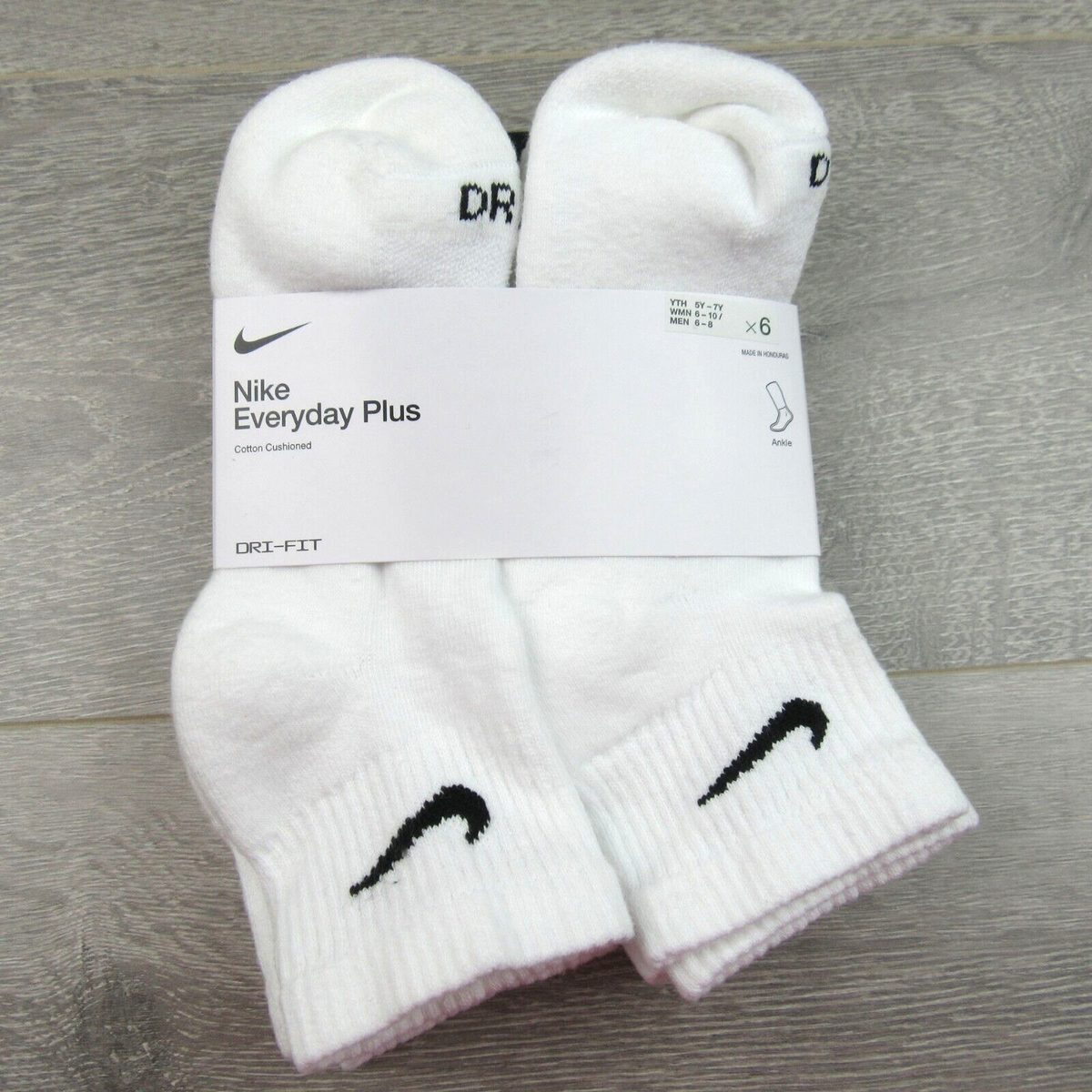 womens white nike ankle socks