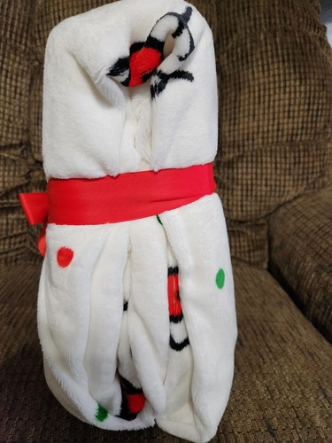 Hello Kitty Christmas Twin Blanket Sherpa Backed White 60x90 - Picture 6 of 8