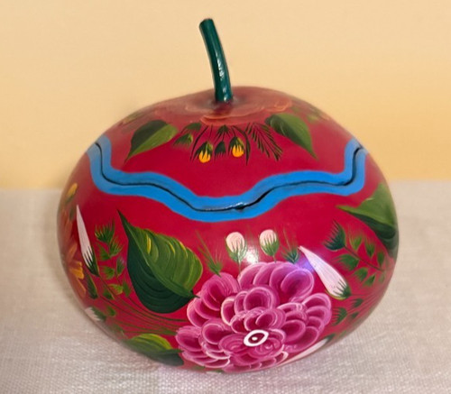 CALABAZA SQUASH PAINTED GOURD LIDDED FLORAL TRINKET BOX, Mexico.  Beautiful!