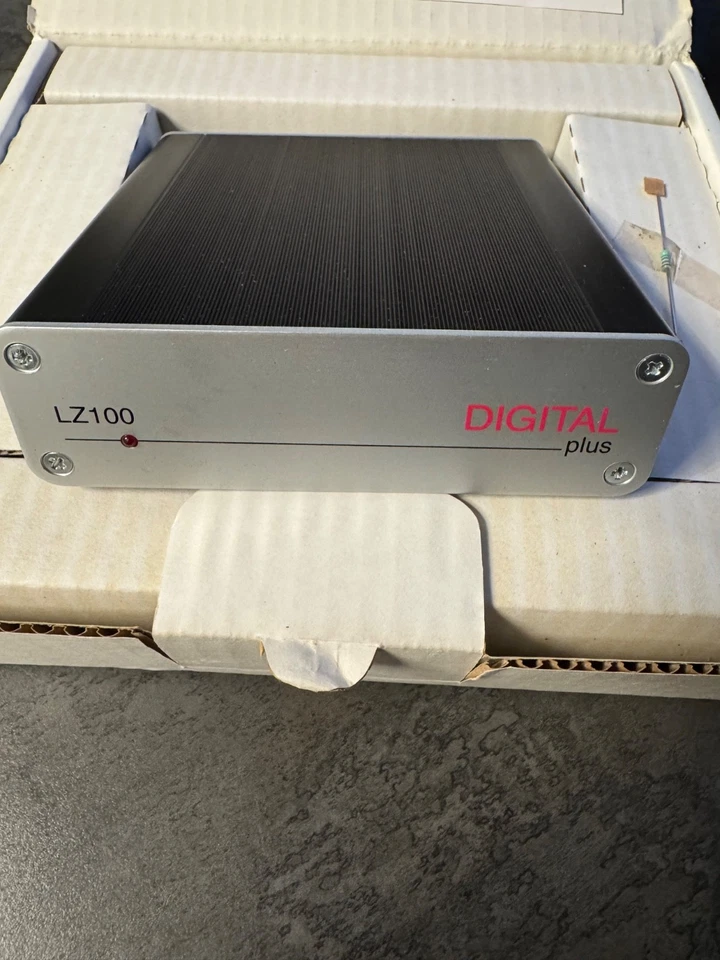 komplette Digitalsteuerung LENZ LZ100 LV100 LH100, unbenutzt. - Bild 3 von 4