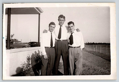 VINTAGE PICTURE PHOTO OLD OUTDOOR ANTIQUE CARS BOYS MEN GUYS FRIENDS SHIRTS TIES