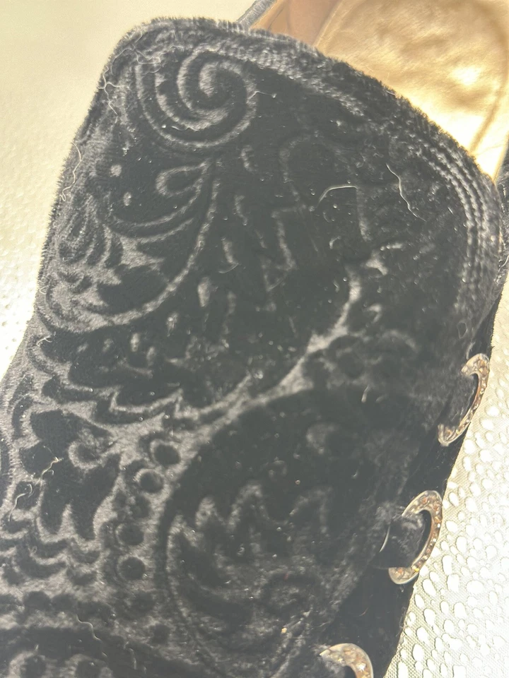 BOMBA DE TERCIOPELO NEGRO ANDREW GELLER VINTAGE PARA DAMA CON ANILLOS DE ESTRÁS CUERO 7 Foto 4 de 4