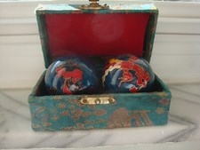 2pcs Baoding Balls Chinese Health Exercise Stress Balls with Box Meditation