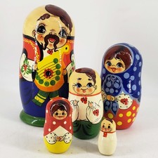 Set of 5 Hand Painted Artist signed Wooden Russian Nesting Dolls Matryoshka