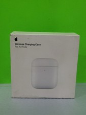 Apple MR8U2AM/A Wireless Charging Case for AirPods Very Good Condition