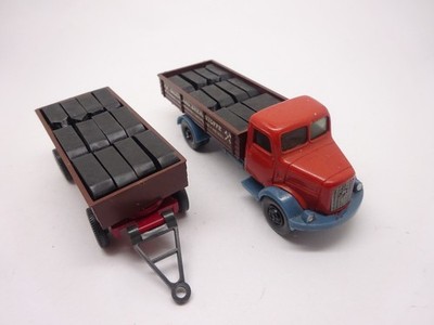 Wiking: Henschel HS 100 Pritschen-Hängerzug mit Ladung  (Schub45)
