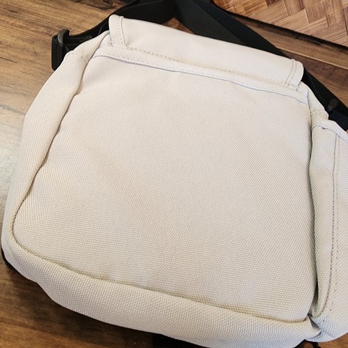 Eddie Bauer Crossbody Travel Bag Light Gray Organizer Credit Card Pockets EUC - Picture 7 of 12