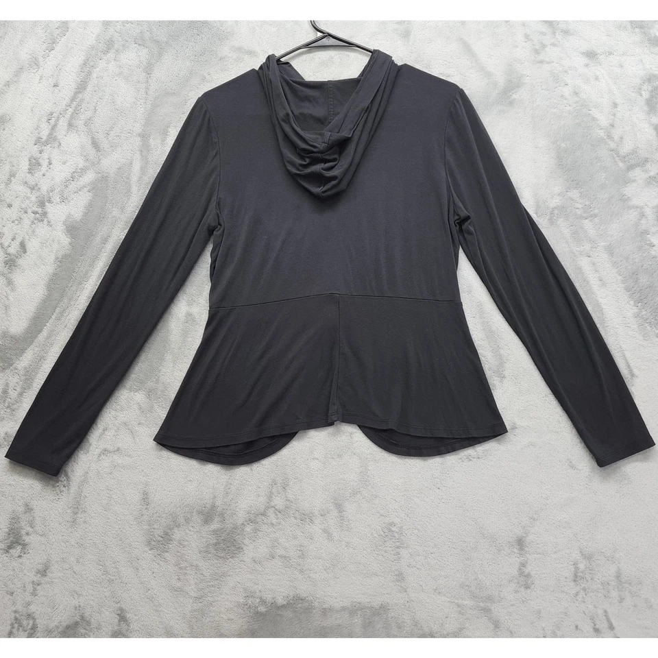 Blusa Sweaty Betty Tori com capuz manga longa torção frontal tamanho EUA 6 preta treino - Imagem 2 de 4