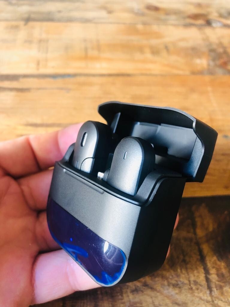 Micro cravate sans fil 2.4G omnidirectionnel avec récepteur type-C et étui de charge nomade