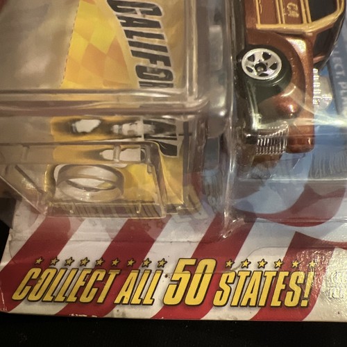 2008 HOT WHEELS CONNECT CARS '40s WOODIE CALIFORNIA #31 OF 50 With Display Case - Picture 6 of 7