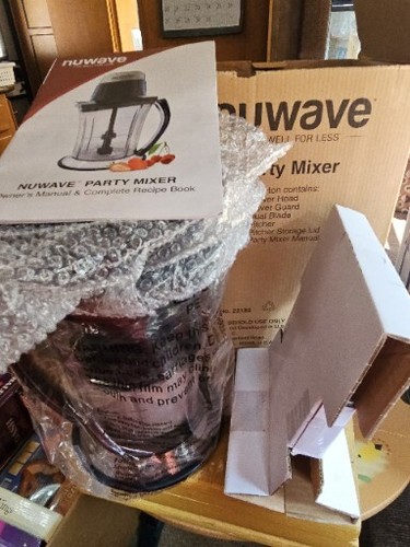 NuWave Party Drink Mixer For Parts W/ New Accessories.  Motor Is Broken.  - Bild 1 von 5