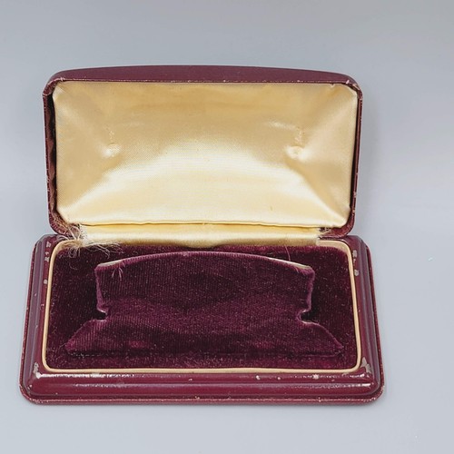 Vintage Armbanduhr Samt Präsentationsbox Display Burgund Rot Antik