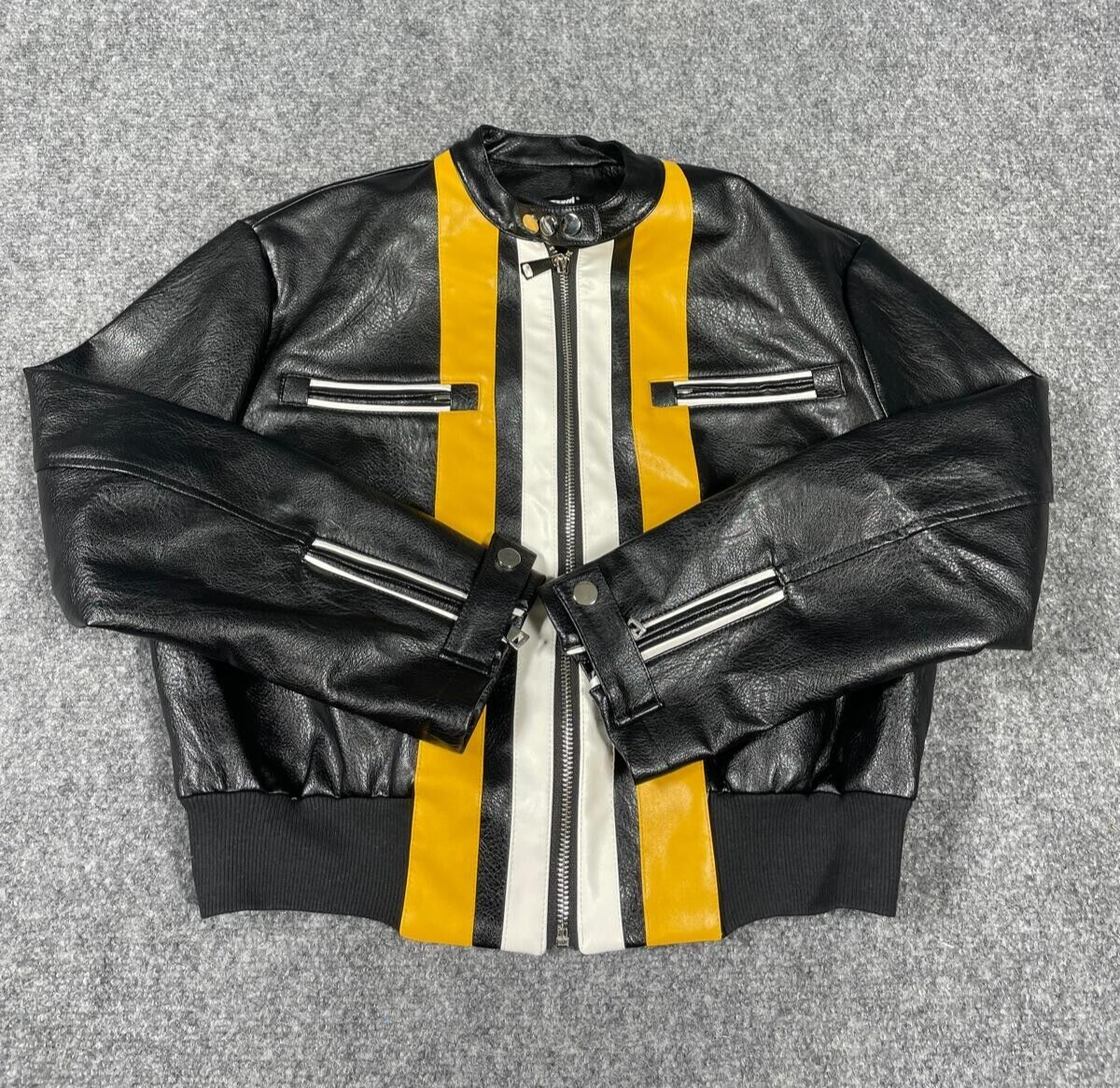 【新品未使用】ITALY punching leather zip riders 新品未使用】ITALY punching leather zip riders