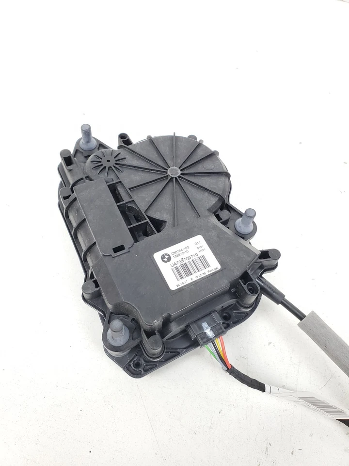 BMW ALPINA B7 2016-2019 maletero puerta trasera bloqueo pestillo actuador con montaje de motor OEM  Foto 4 de 4