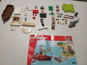 LEGO Juniors: Pirate Treasure Hunt (10679)