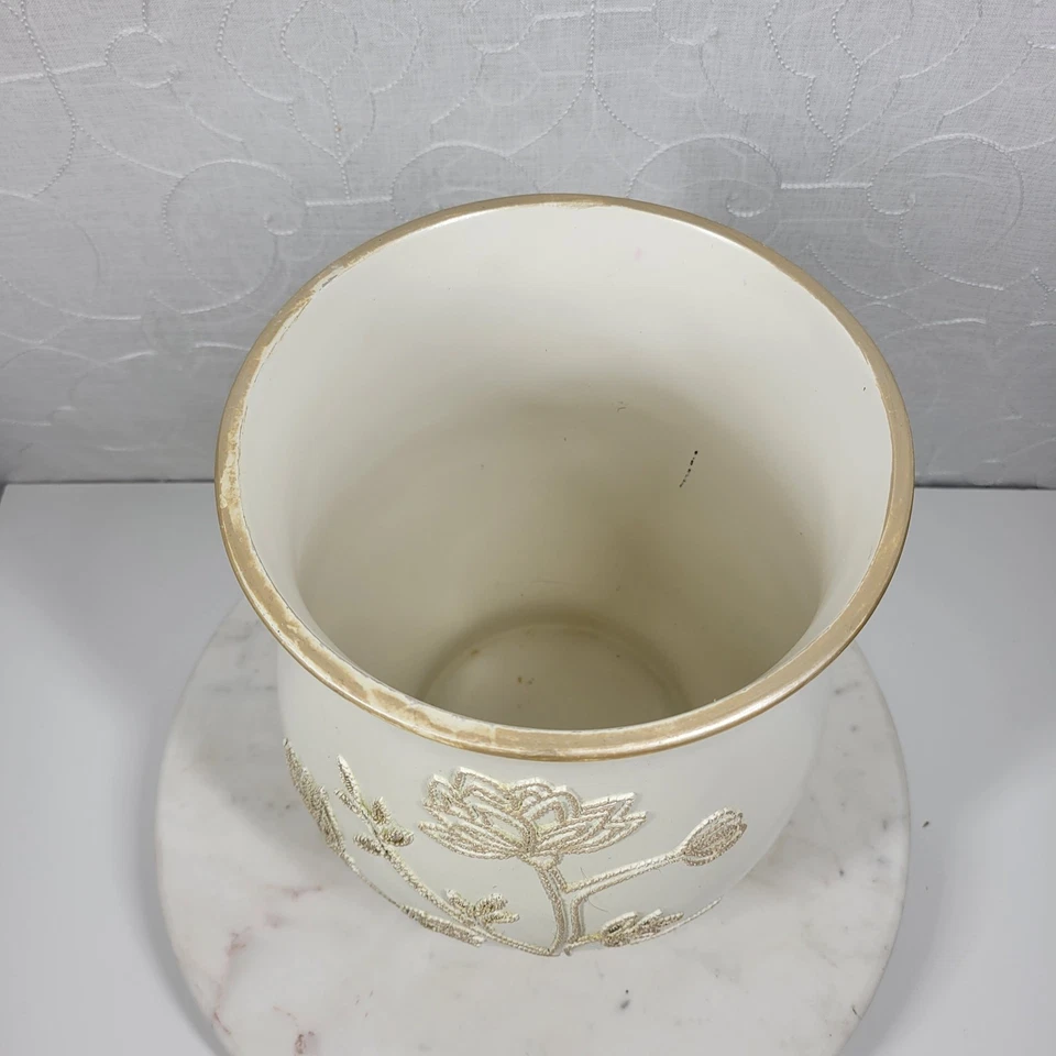 Popular Cesta de basura Bath Maddie de 10" crema floral diseño elevado cubo de basura Foto 2 de 4