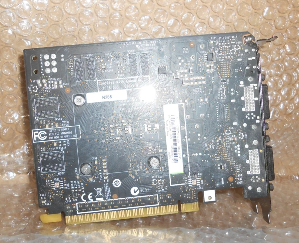 Placa de Vídeo Zotac GTX 750 1GB 128 Bit DDR5 - Imagem 2 de 4