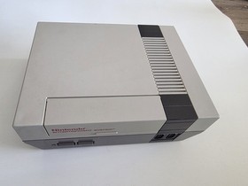 Tested Nintendo NES-001 Entertainment System Control Deck Console Box & Manual