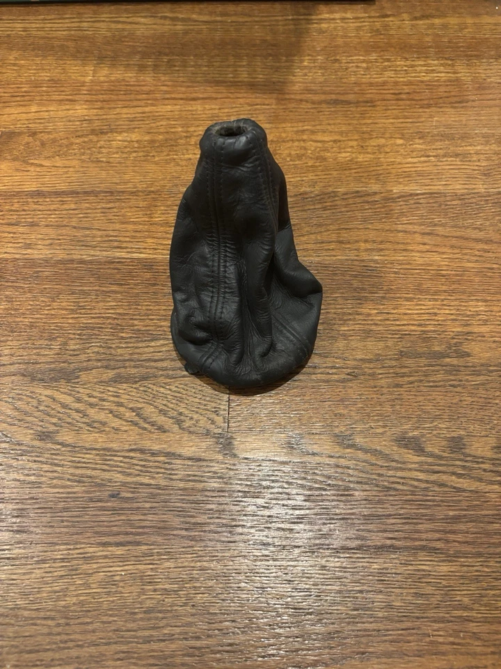 2002 2003 Ford Ranger FX4 level 2 Transmission Shifter Boot - Image 3 of 4