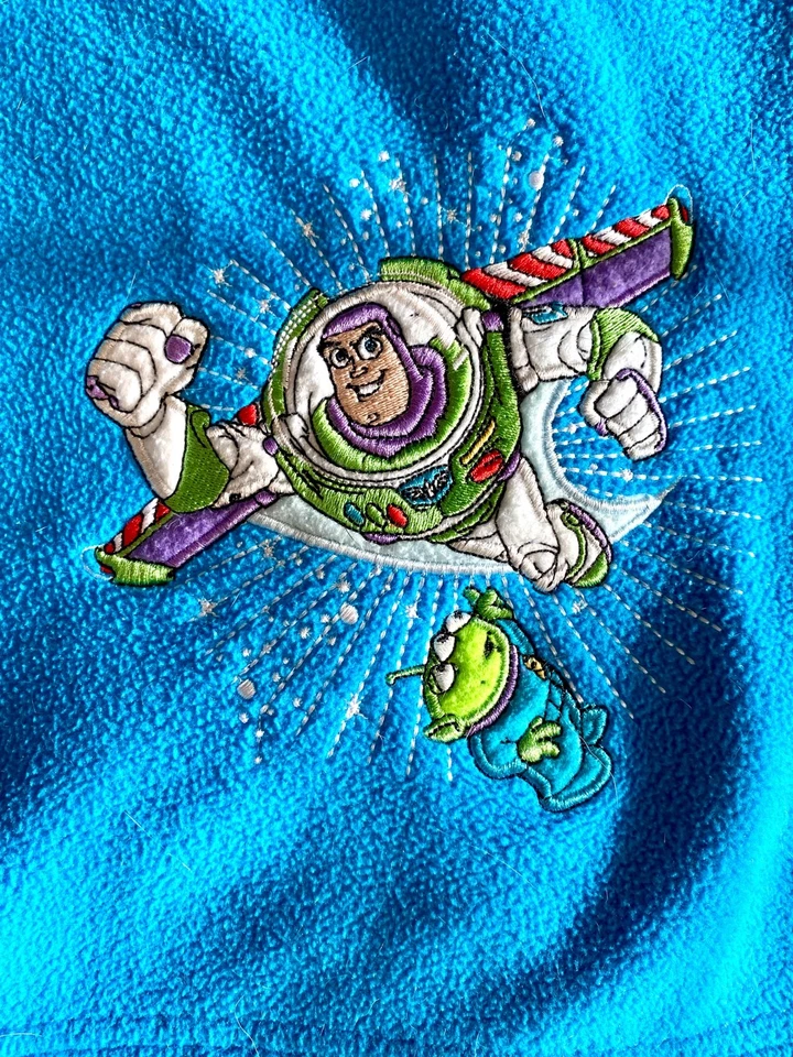 Manta polar azul Buzz Lightyear Toy Story Pixar de Disney Store Foto 3 de 4