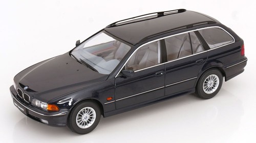 1:18 Triple 9 BMW Serie 5 E39 Touring blu scuro-metallizzato - Foto 1 di 3