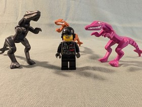 LEGO Dino Attack: Fire Hammer Vs. Mutant Lizards (7475) Complete
