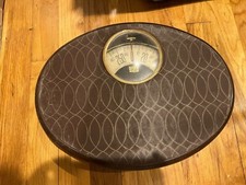 Vintage Brown Oval BORG Bathroom Scale Bubble Viewer Mid Century Modern 14"