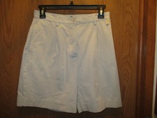 Very Classy Womens Ashworth White Summer Pleated Shorts Size: 4 Great Condition