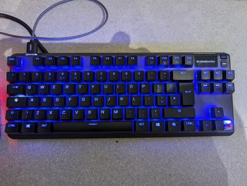 SteelSeries Apex 7 TKL Mechanical Gaming Keyboard Red Switches, UK Layout - Picture 8 of 10