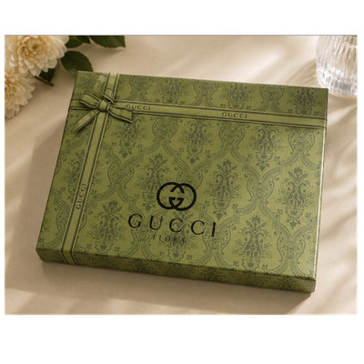 14 set New Gucci Gucci Flora Fragrance Gift Set Spray 1.7 fl oz Regular Size