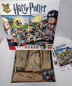 2010 - LEGO Harry Potter Hogwarts (3862) Board Game, Box & Manual
