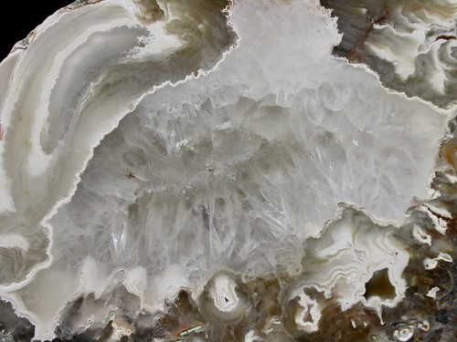 AGATE - IDAR-OBERSTEIN, ALLEMAGNE - 8,6 x 5,3 cm - 273 g - Imagen 4 de 5